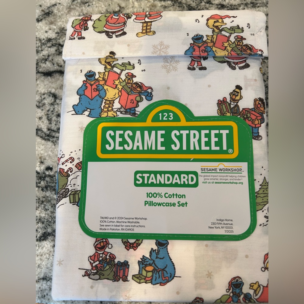 NWT Sesame Street Colorful Character Pillowcase Christmas